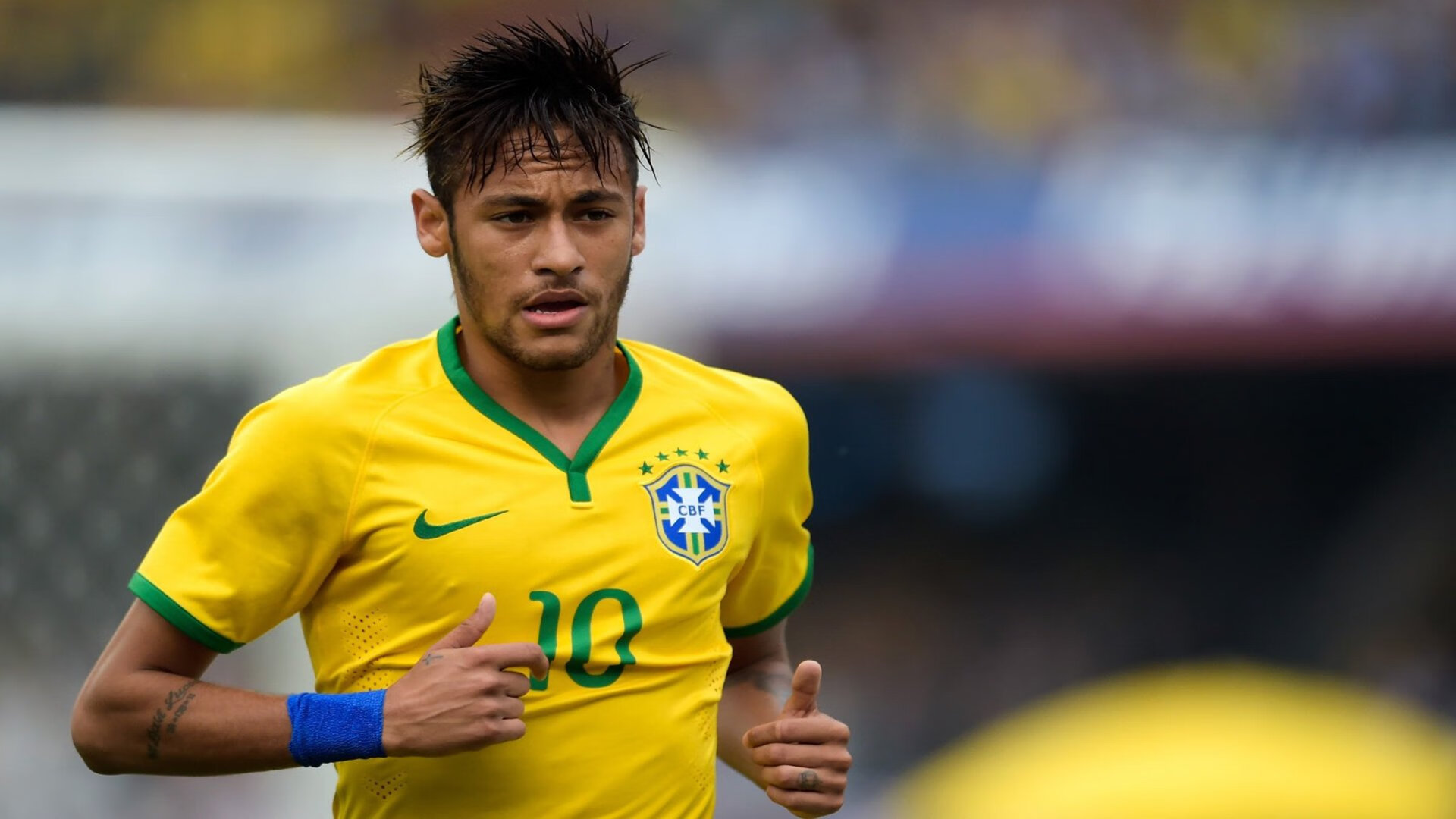FIFA官方足球-大坂直美关键助攻惊艳赛场，美国新星未来可期